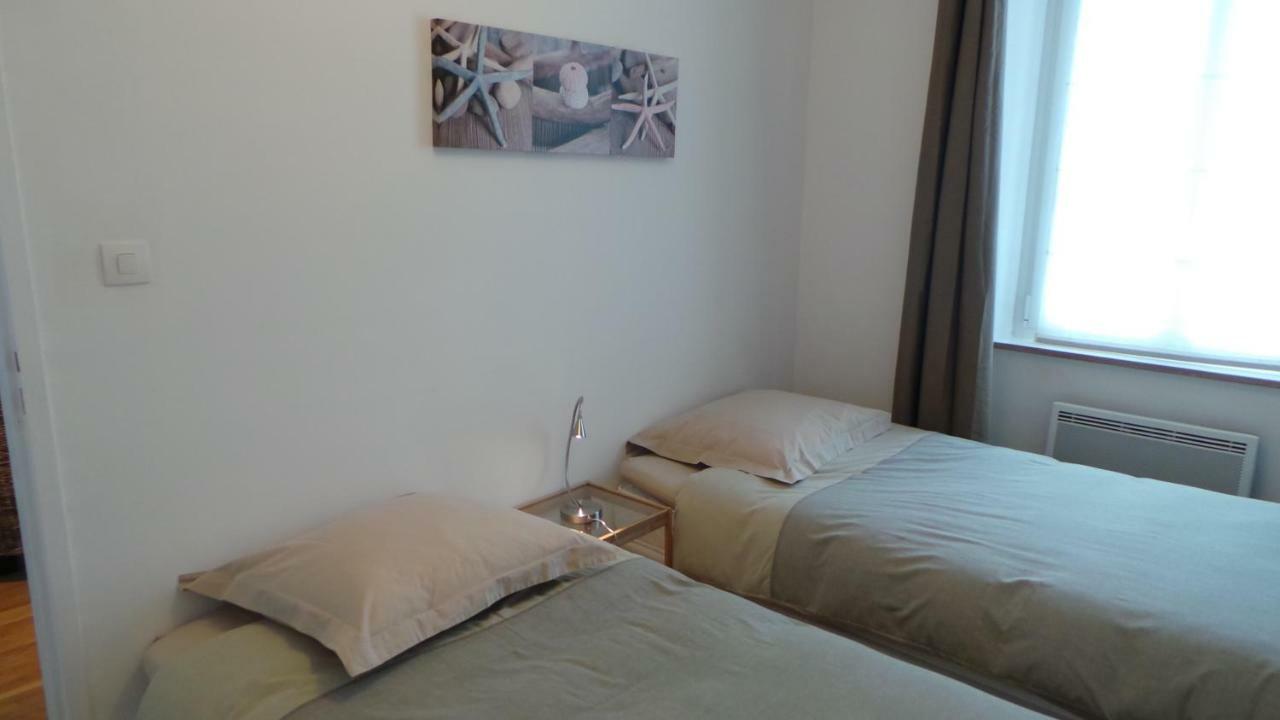 Lesneven Appart Nuitee Exteriör bild